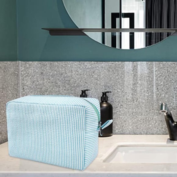 Women Large Seersucker Cosmetic and Travel Toiletry Stripe Makeup Bag Purses - Picture 5 of 6